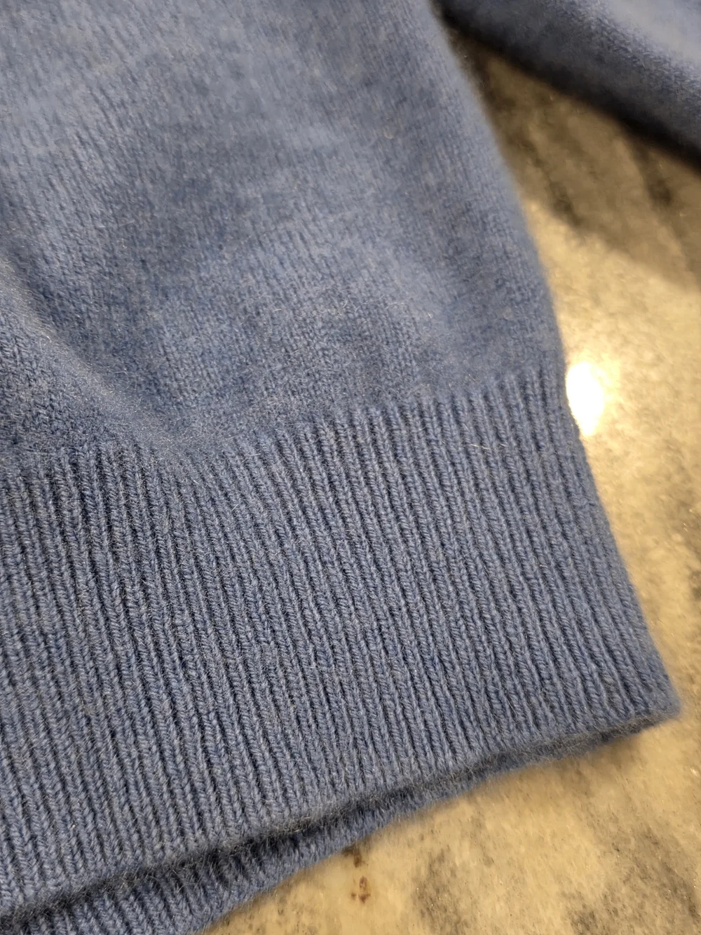 XL/T Men's Land's End 46-48 V-Neck Sweater 100% Cashmere UltraSoft Blue Pullover